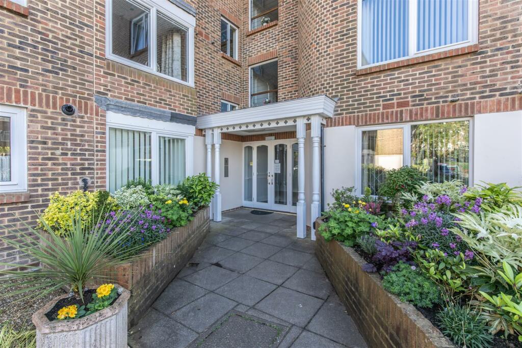 24 Belmer Court-8.jpg