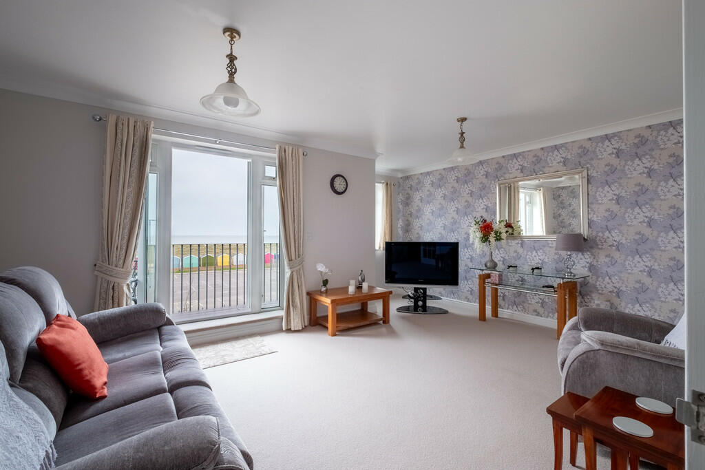 6EsplanadeCourt-1...