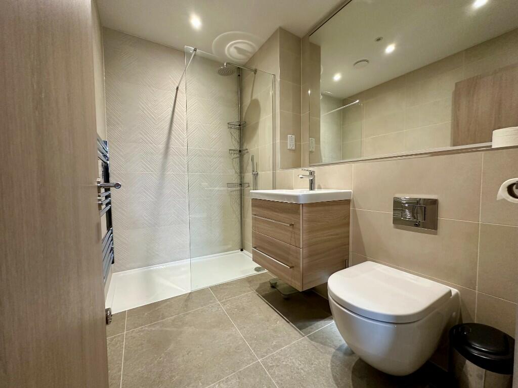 Ensuite
