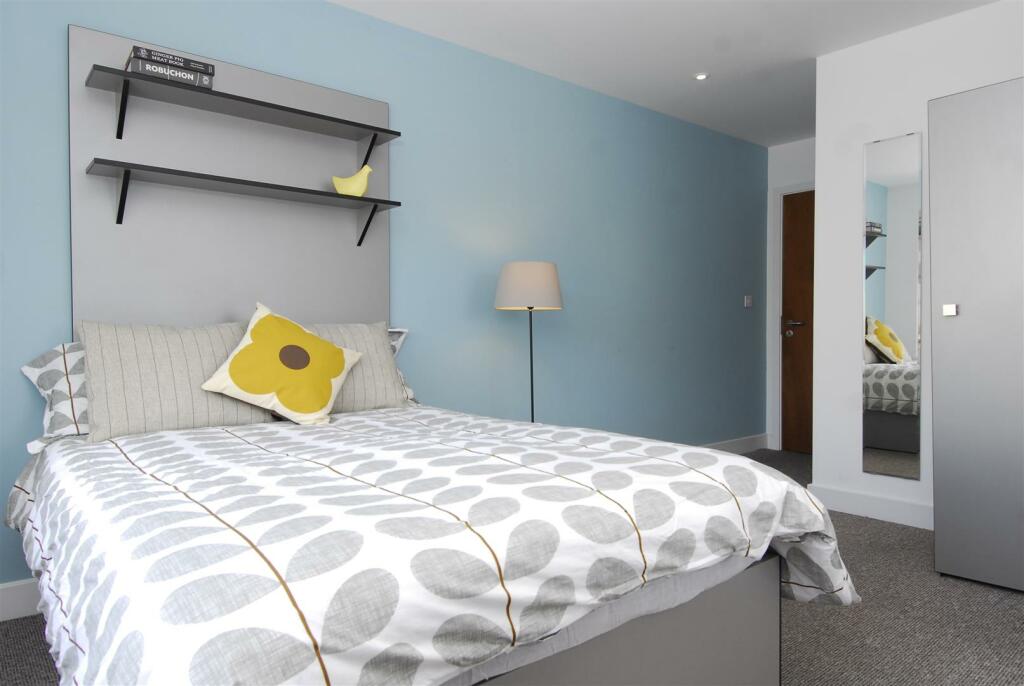 OceanHouseF7013.JPG
