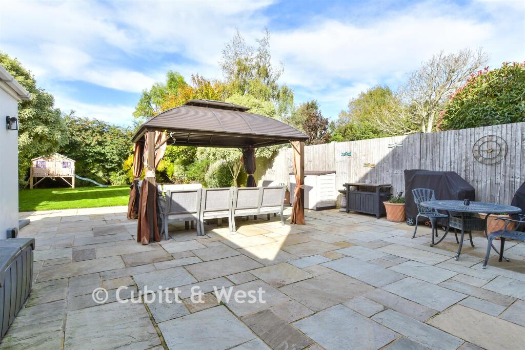 Patio / Decking
