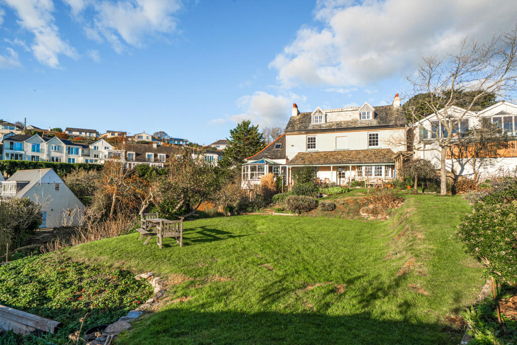 1372752-24-691b6b18390c8