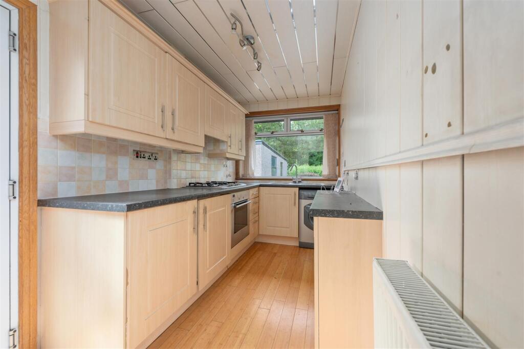 18LinburnGrove006.JPG