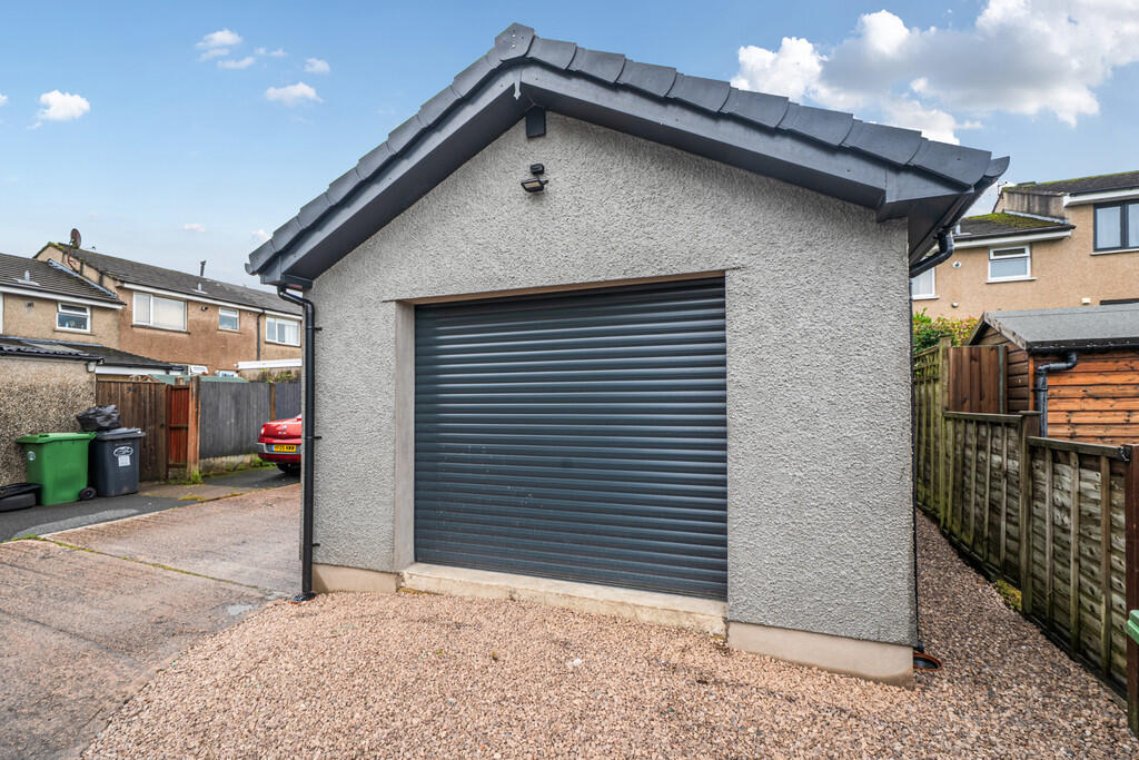 Detached Garage