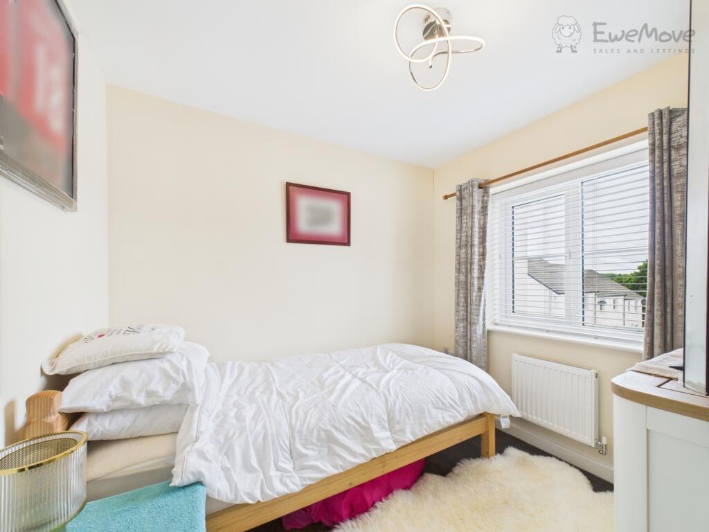 CAM03640G0-PR0046-STILL024