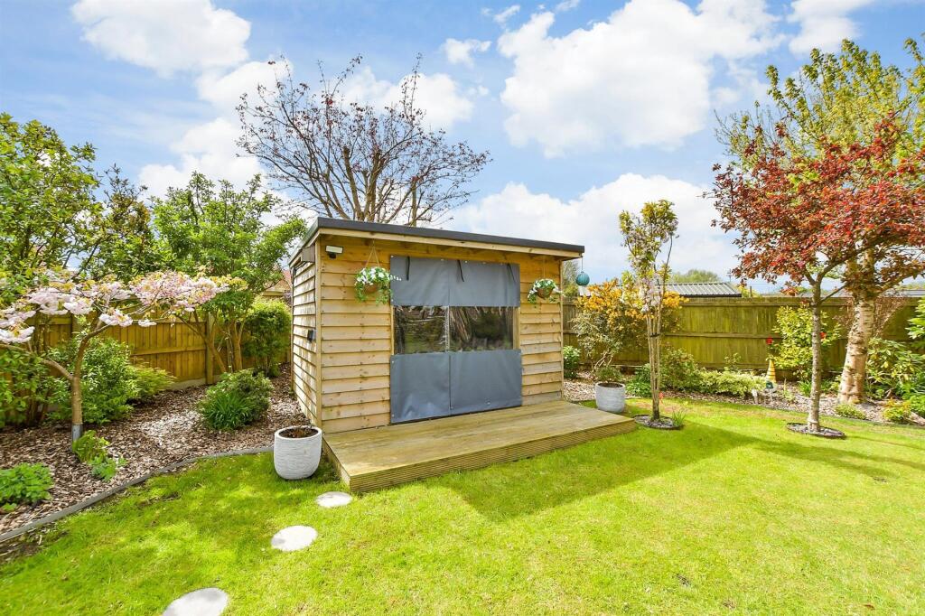 Workshop/Outbuildings