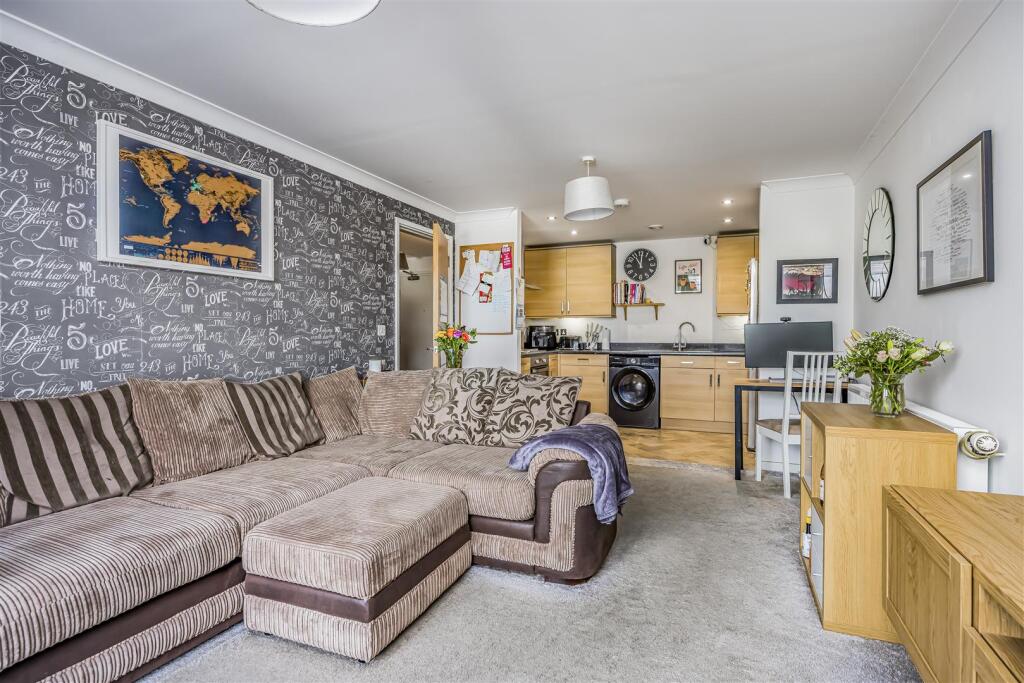 34 Southdown View, Military Road, Hilsea-PorticoMa