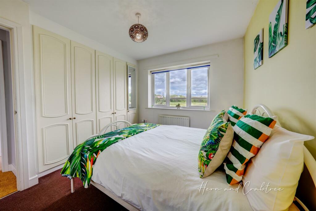 Page Drive, HernCrabtree (44).jpg