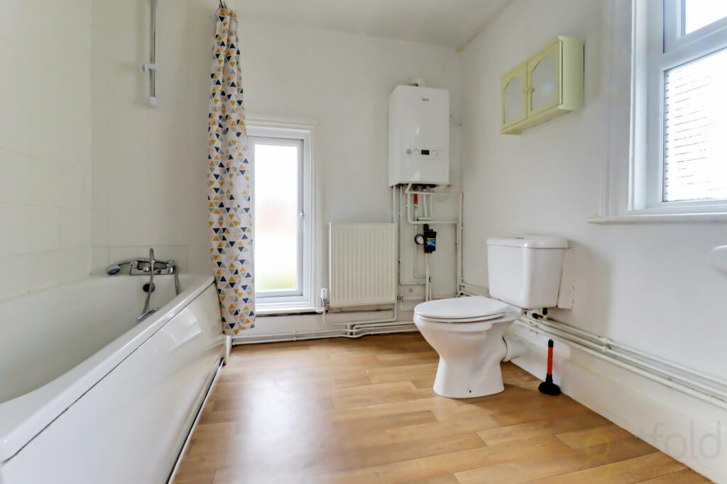 Maisonette- Bathroom