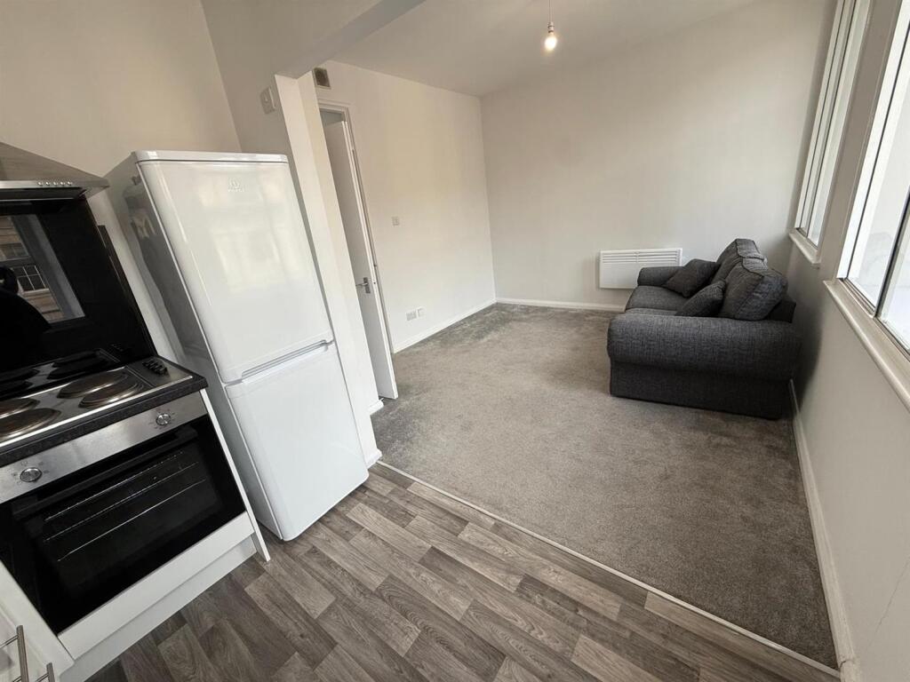 Livingroom    .jpeg
