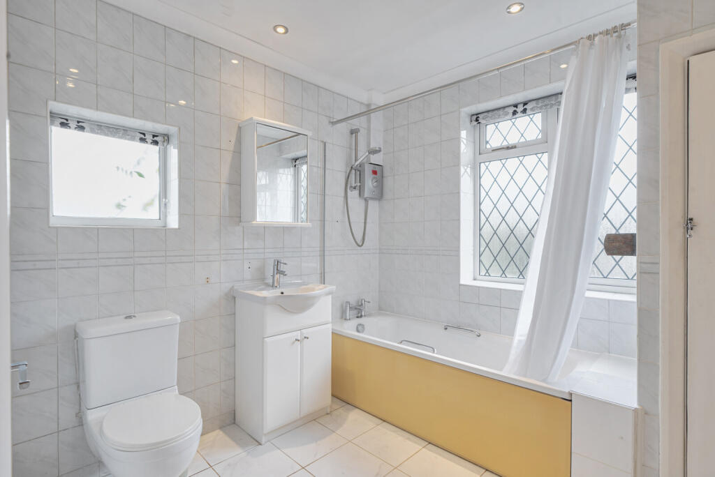 1376348-27-691c4f...