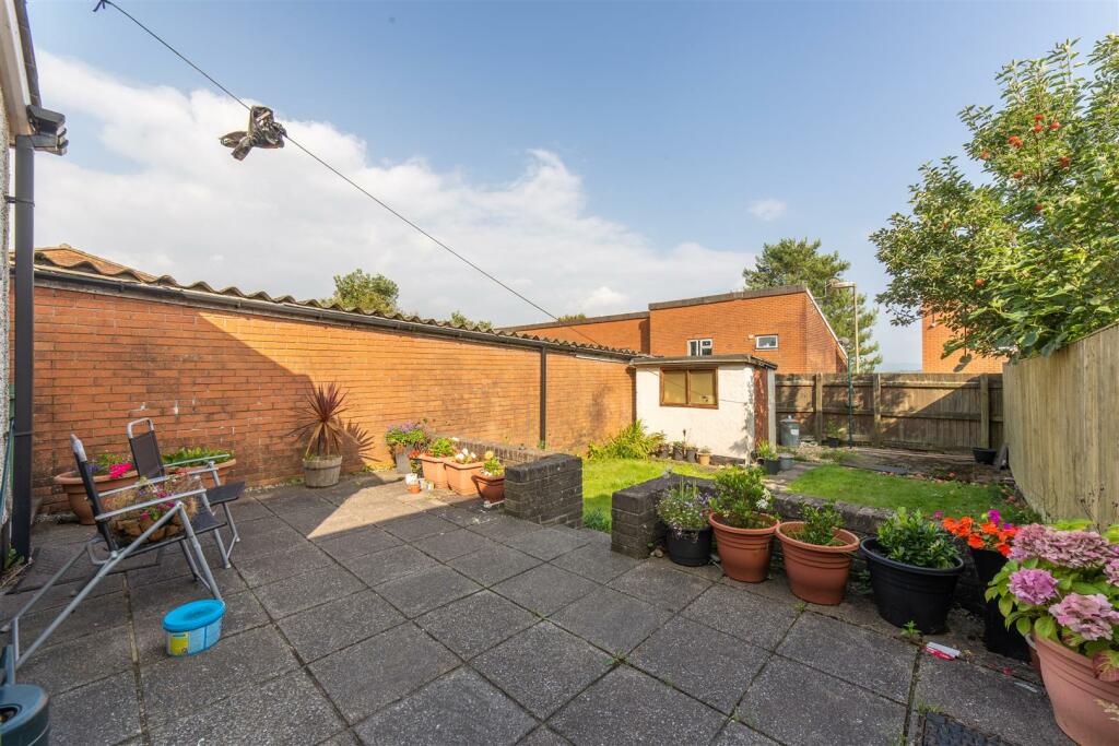 5 Gilwern Place-14.jpg