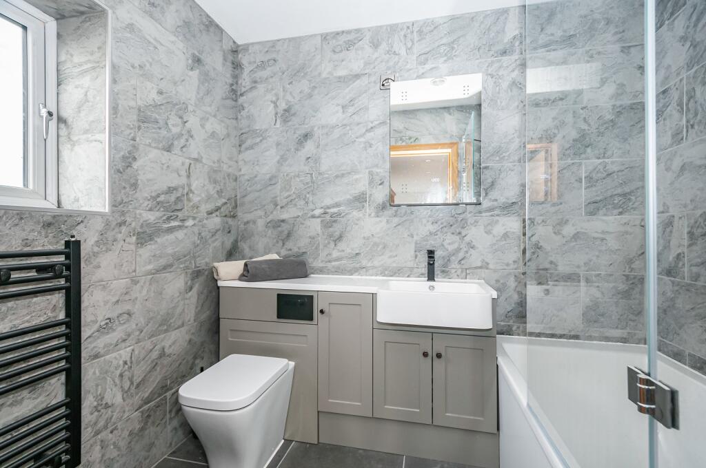 Master Ensuite