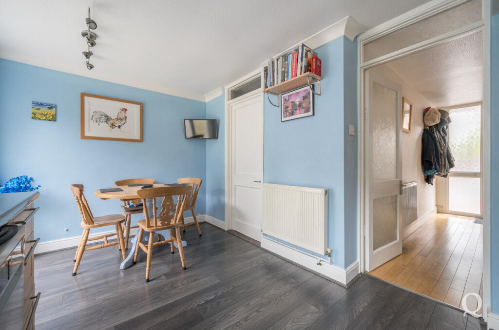 ee7c961d-00c0-49b...