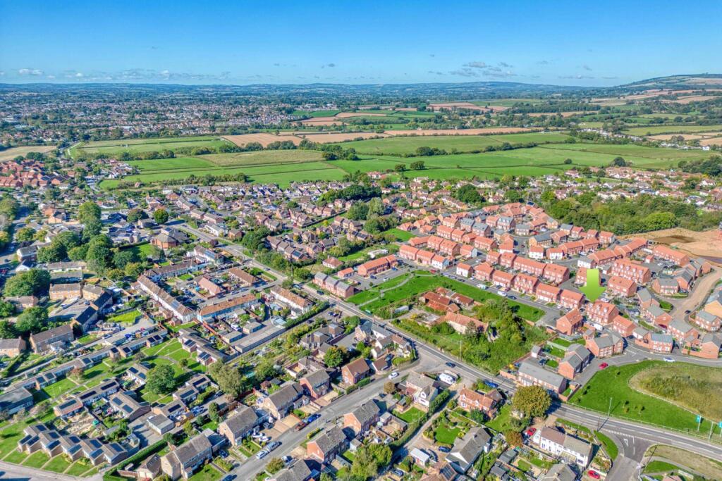 Ewemove Taunton Drones Richmond St (2)