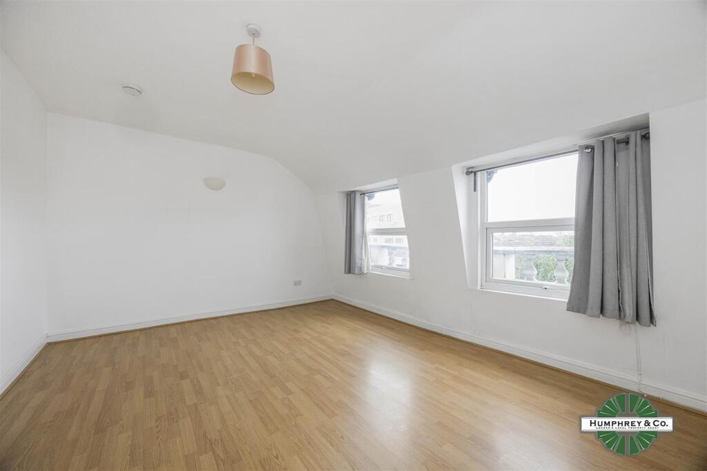 401-403 Hoe Street -006.JPG