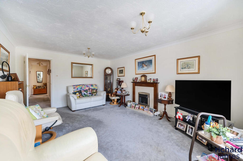 609cf94575054f7ca23b5f38252f11c0