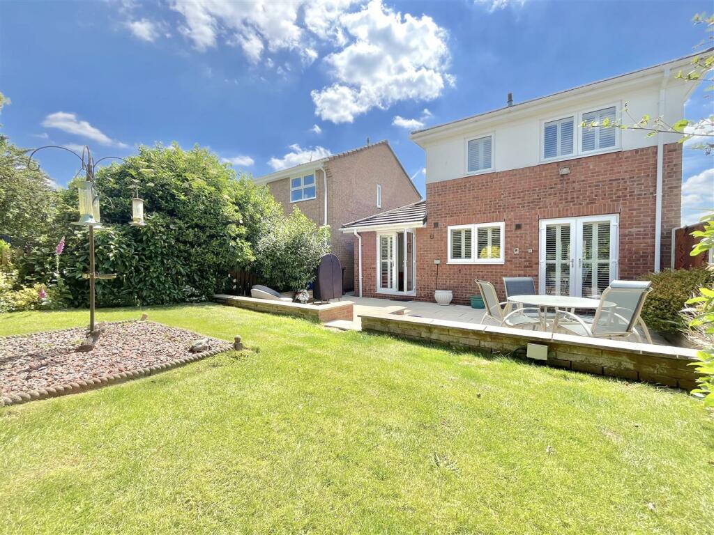 Enclosed Rear Garden