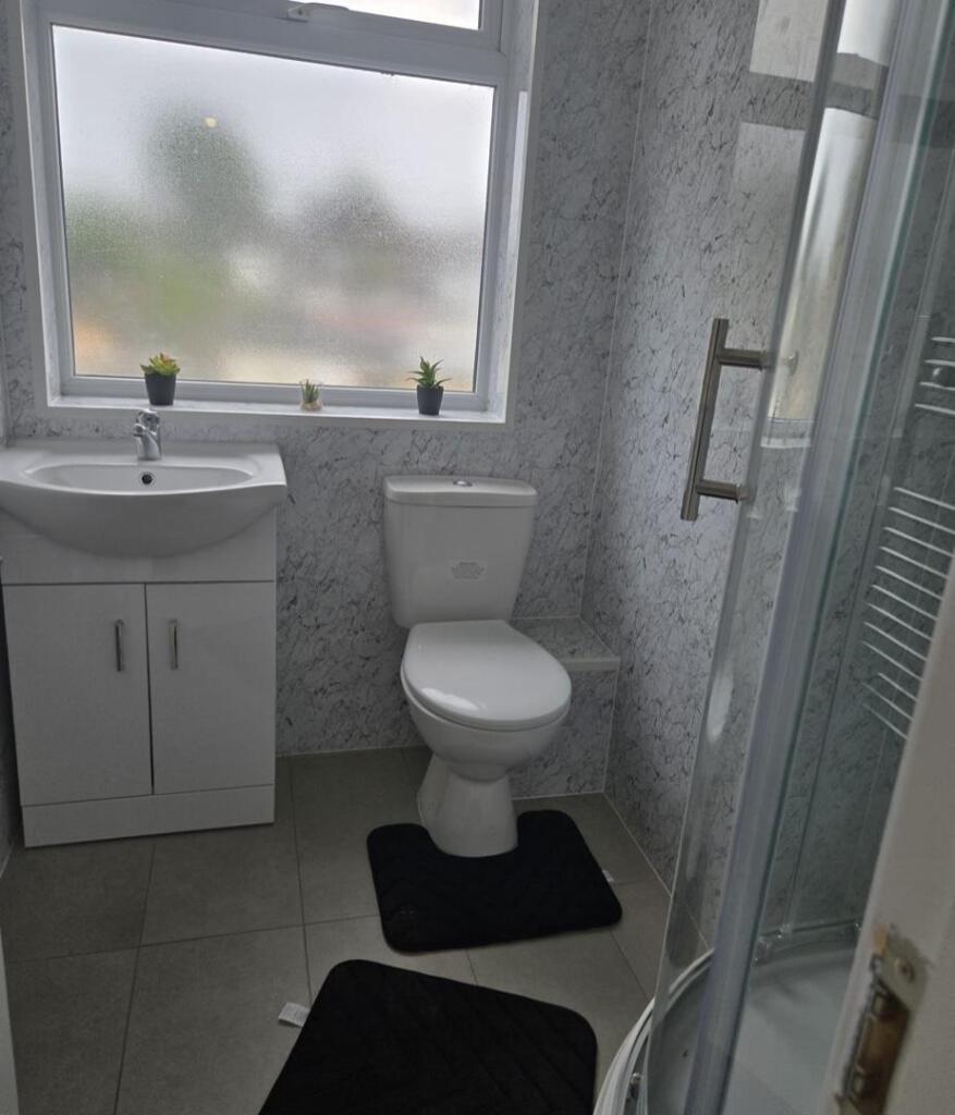 WhatsApp Image 2025-07-25 at 17.40.52 (3).jpeg