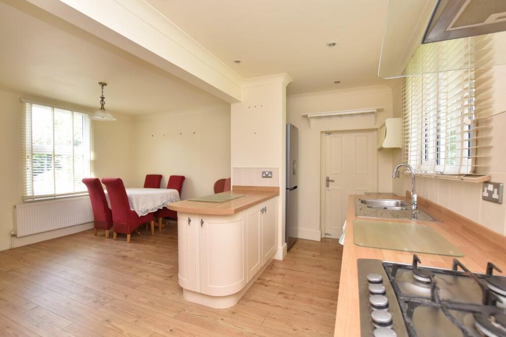 49 Kingsway Internals (18).JPG