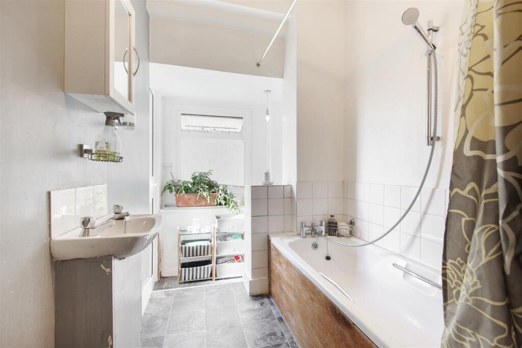 76 Sandringham Road - 3Ryxg4Le4EB4NzGpPVho.jpg