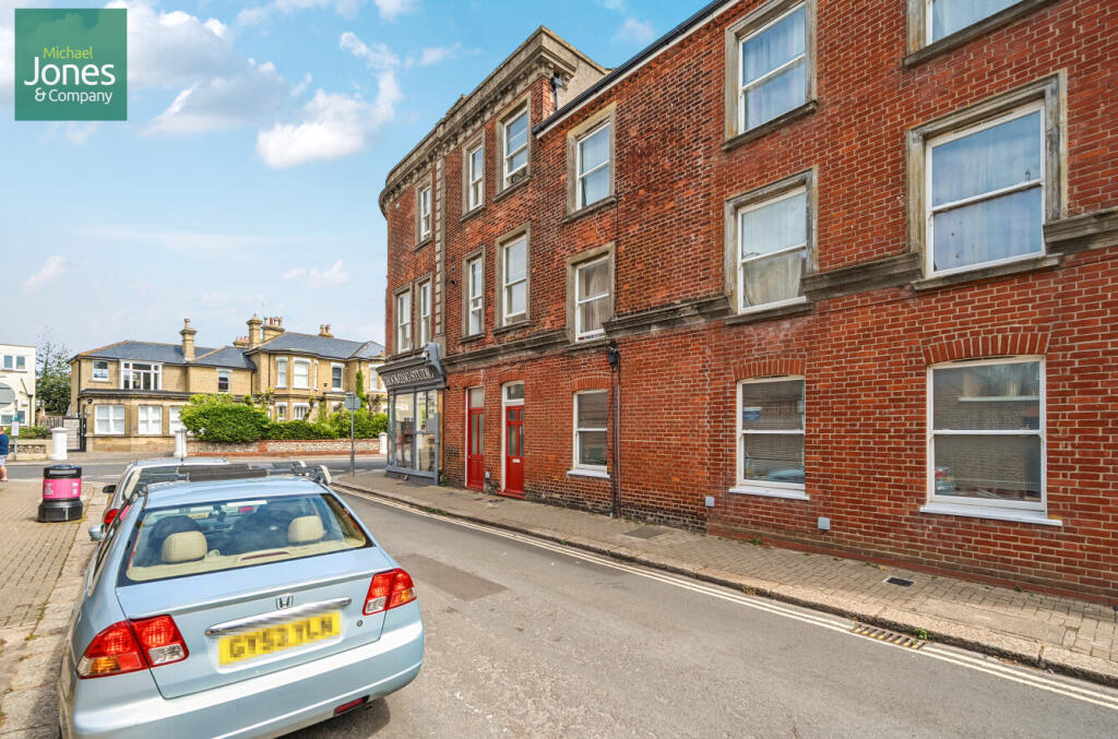 fe3a00ae-f38f-4dc...