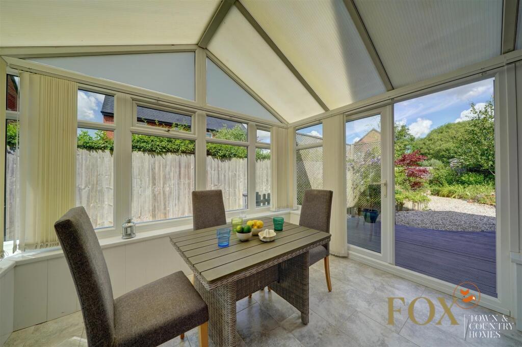 21 Wessex Grove (20).jpg