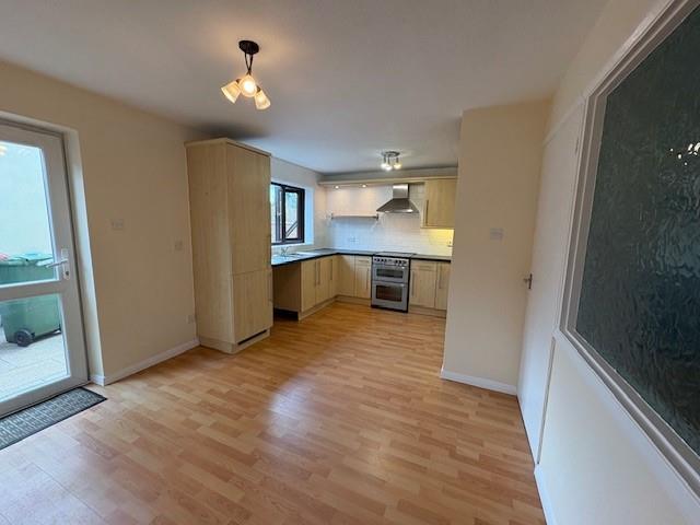 Kitchen new 3.jpg