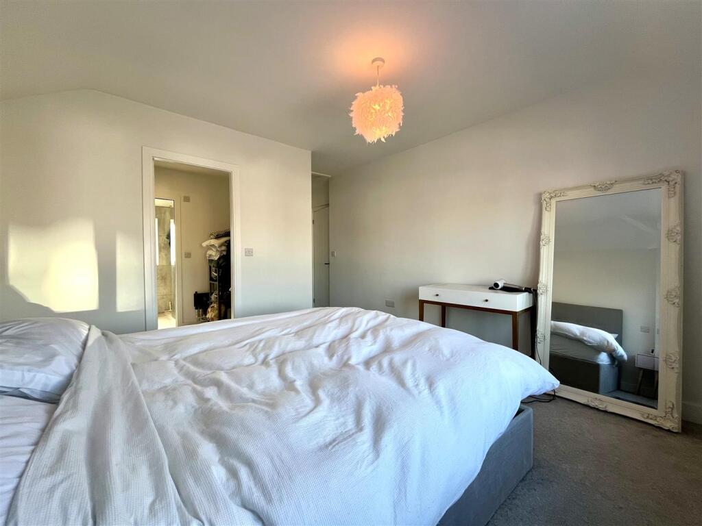 Bedroom 1 Aspect 3