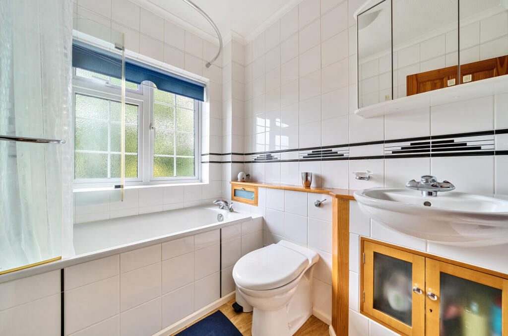 1311878-6-68527cd...