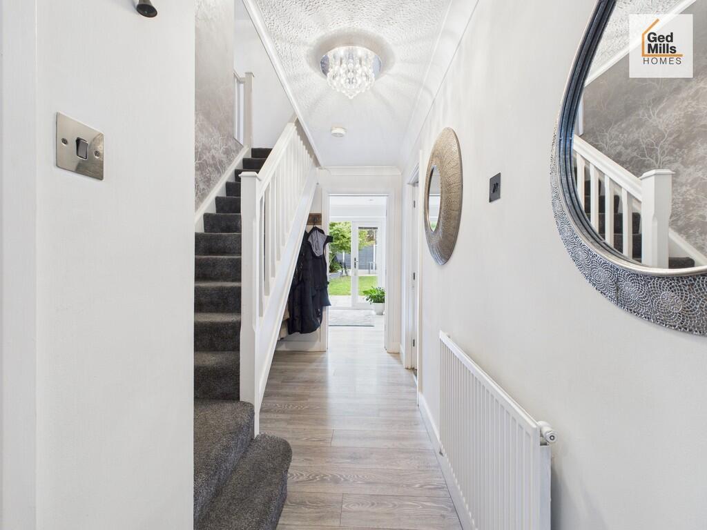 CAM04261G0-PR0090...