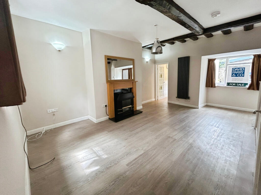 Grade II Listed Terraced Cottage