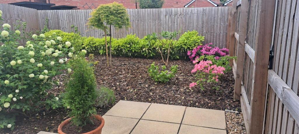 Twin Themed Garden
