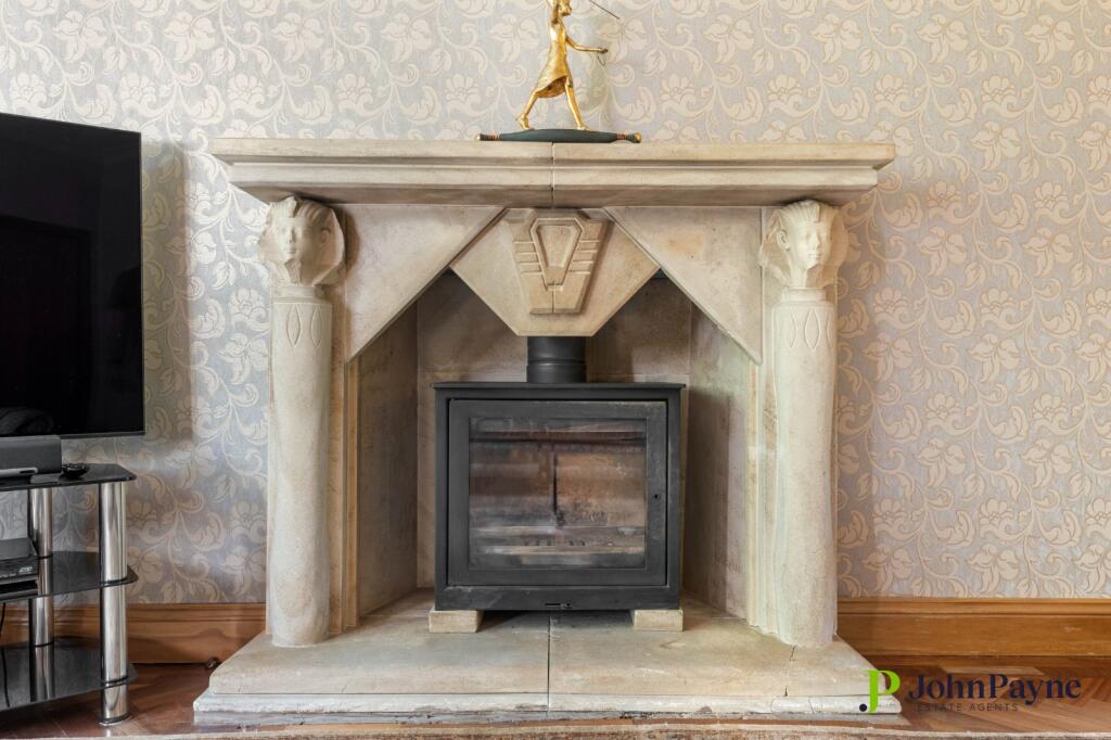 Feature Fireplace