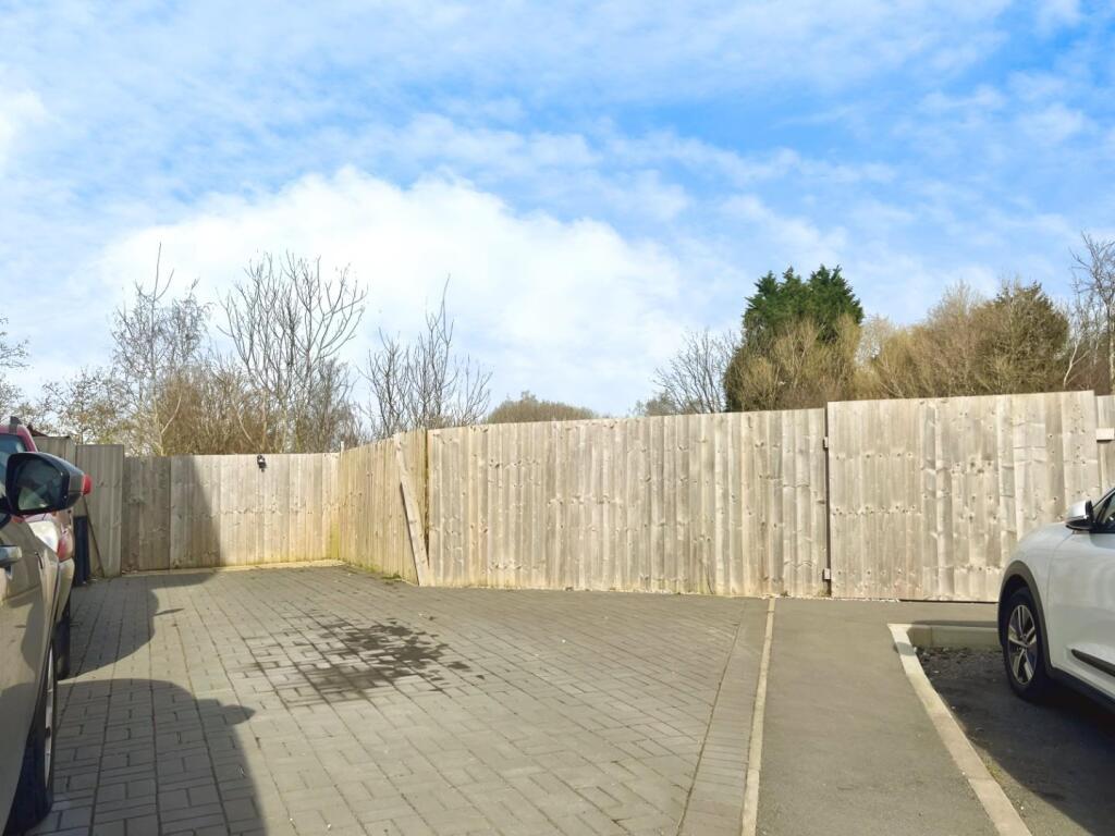1f59f701-21.jpg