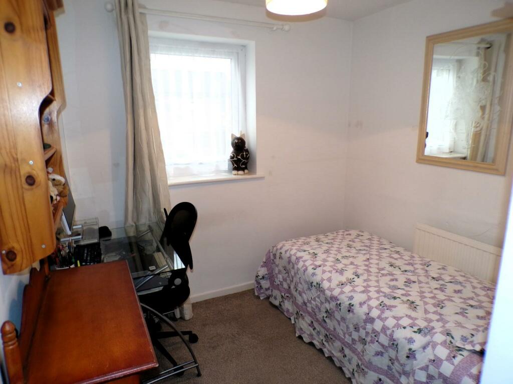 AshtonRd967bed2.JPG