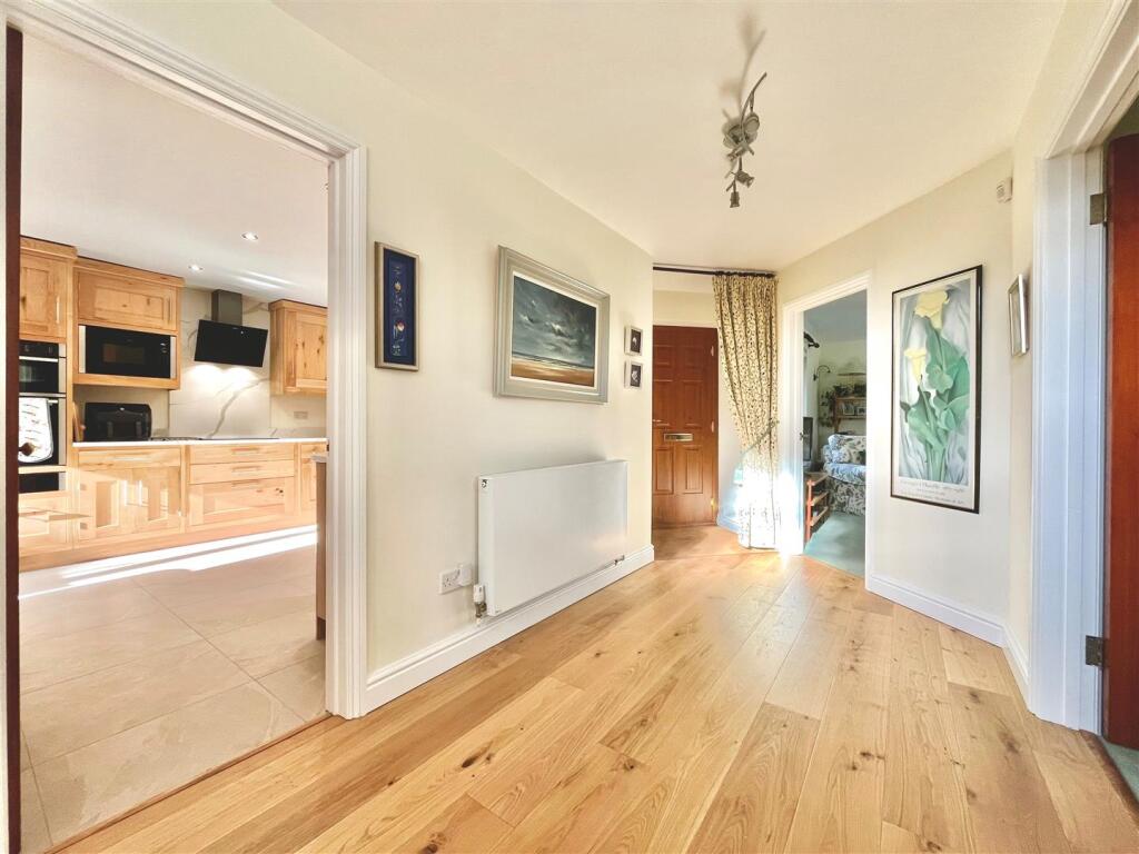 3 The Green, Church Stowe