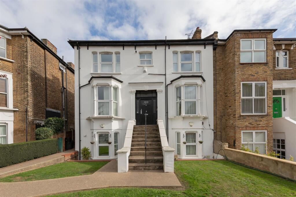 Hermon Hill E11