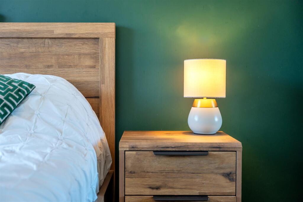 27 Coopers Way-01.jpg