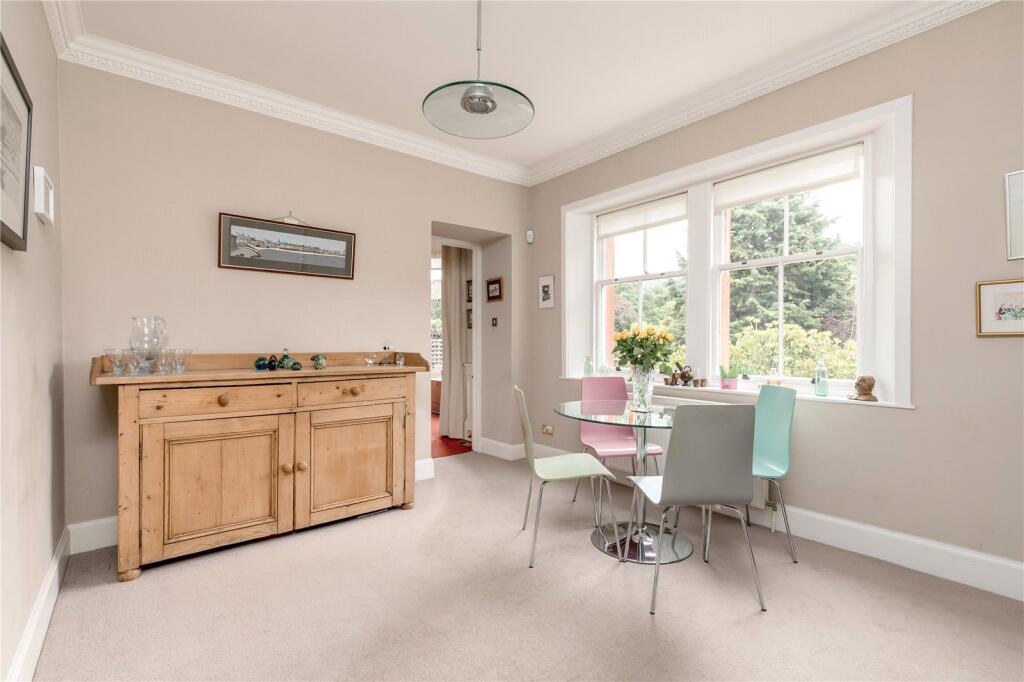 Breakfast Room