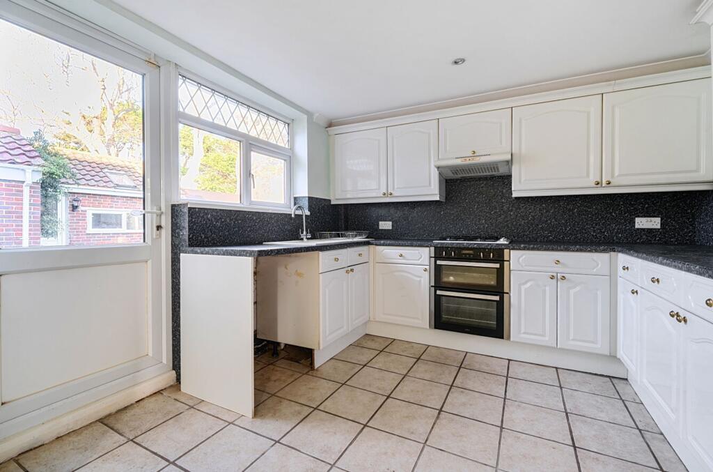 Kitchen breakfast room