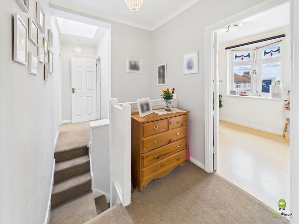 Presented By Clinton Crawford - Ewemove Bexley and