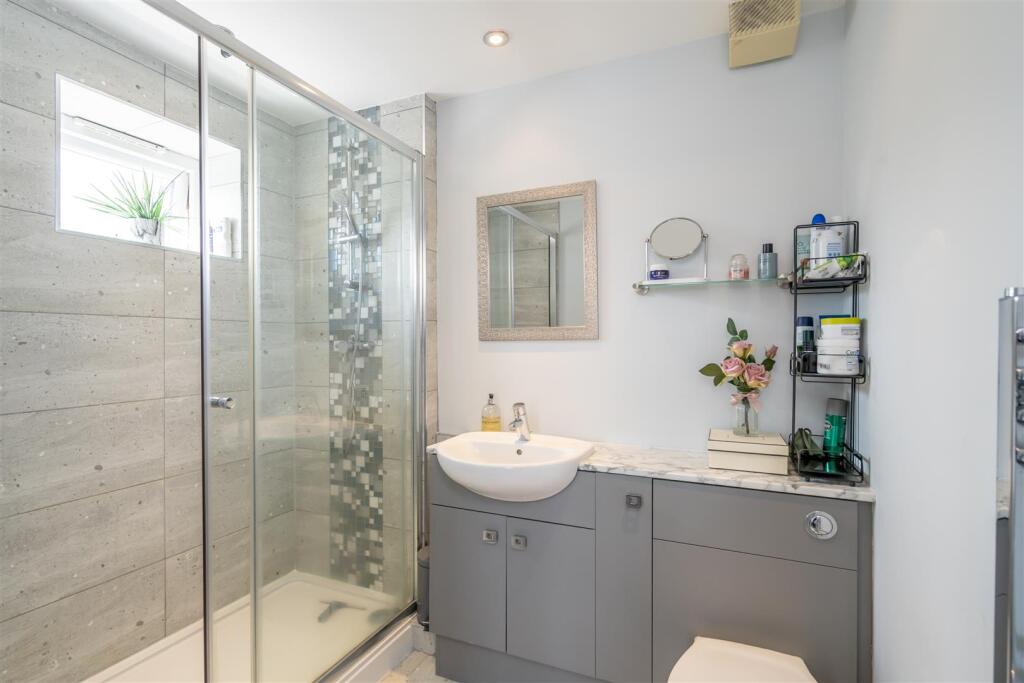 En-Suite.jpg