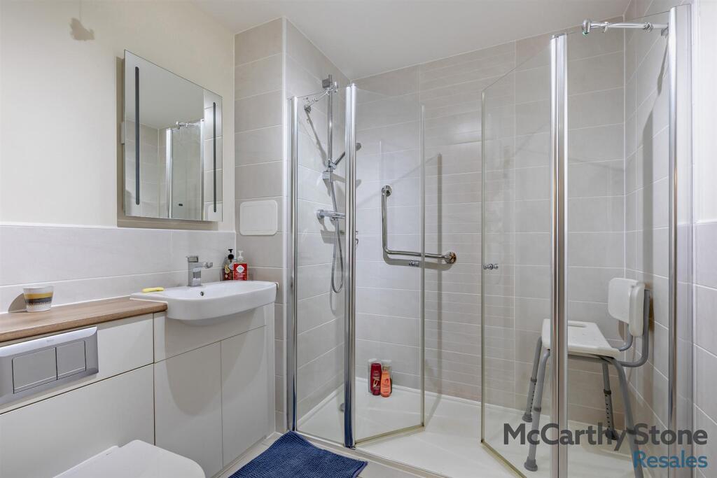 8668608-interior01-800.jpg