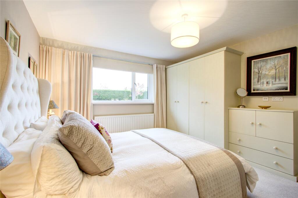 2nd Bedroom
