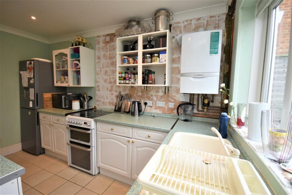 Kitchen.JPG