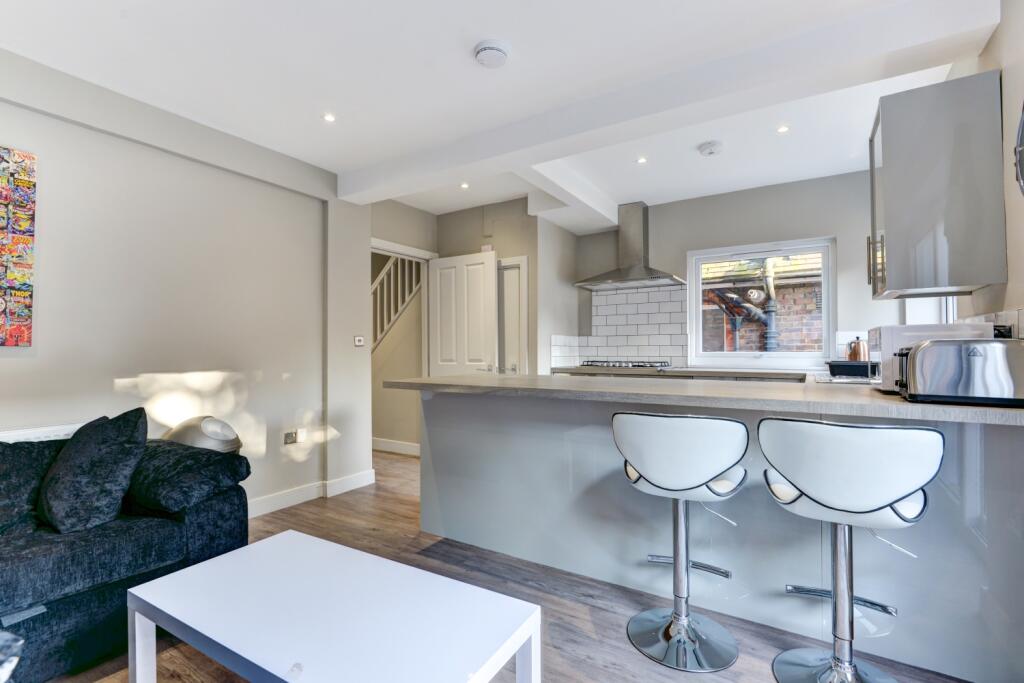 3 Coldean Lane Kitchen (1)