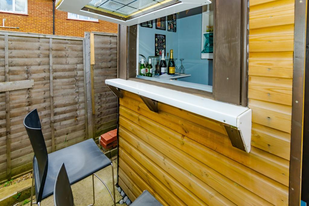 Garden Hut