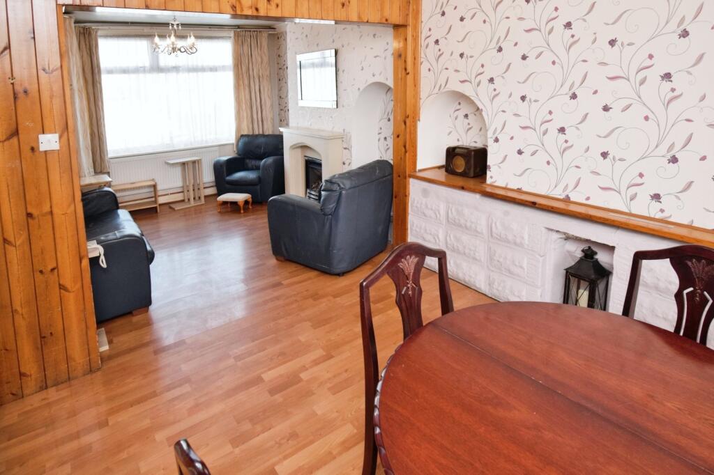 Living/Dining Room