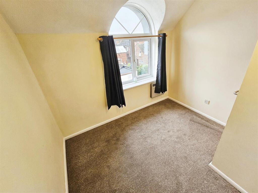 www.primechoiceproperties.co.uk - Eskdaill Place -